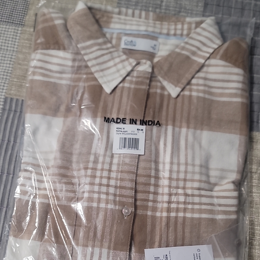 3/$20 NWT Croft & Barrow Women's Medium Flannel Shirt